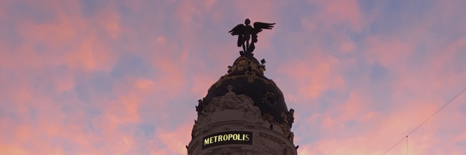Juliaa_288's profile banner image