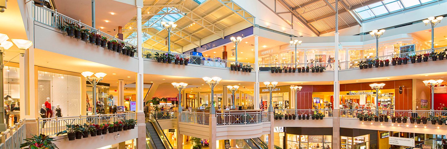 Bridgewater Commons banner