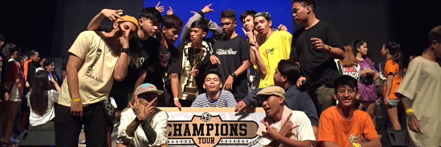 junarsimply's profile banner image