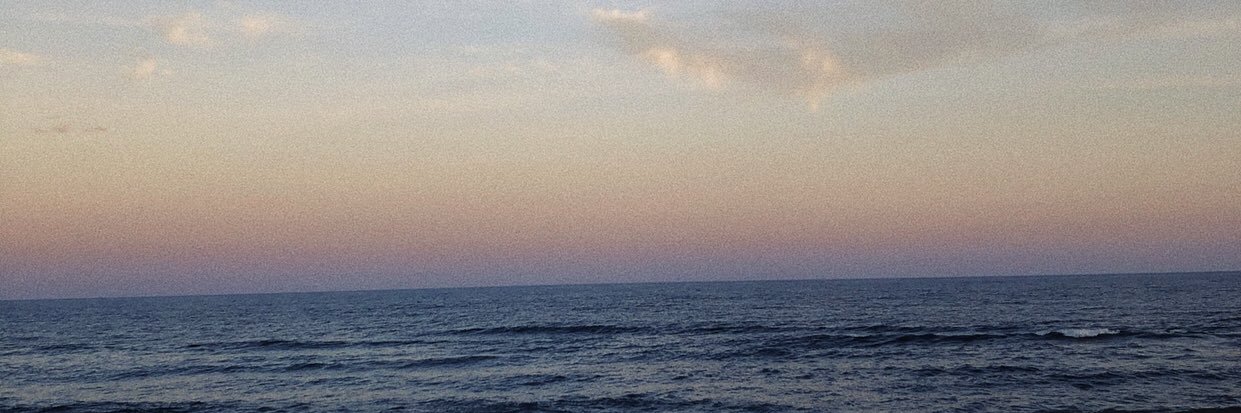 ayeemilly's profile banner image