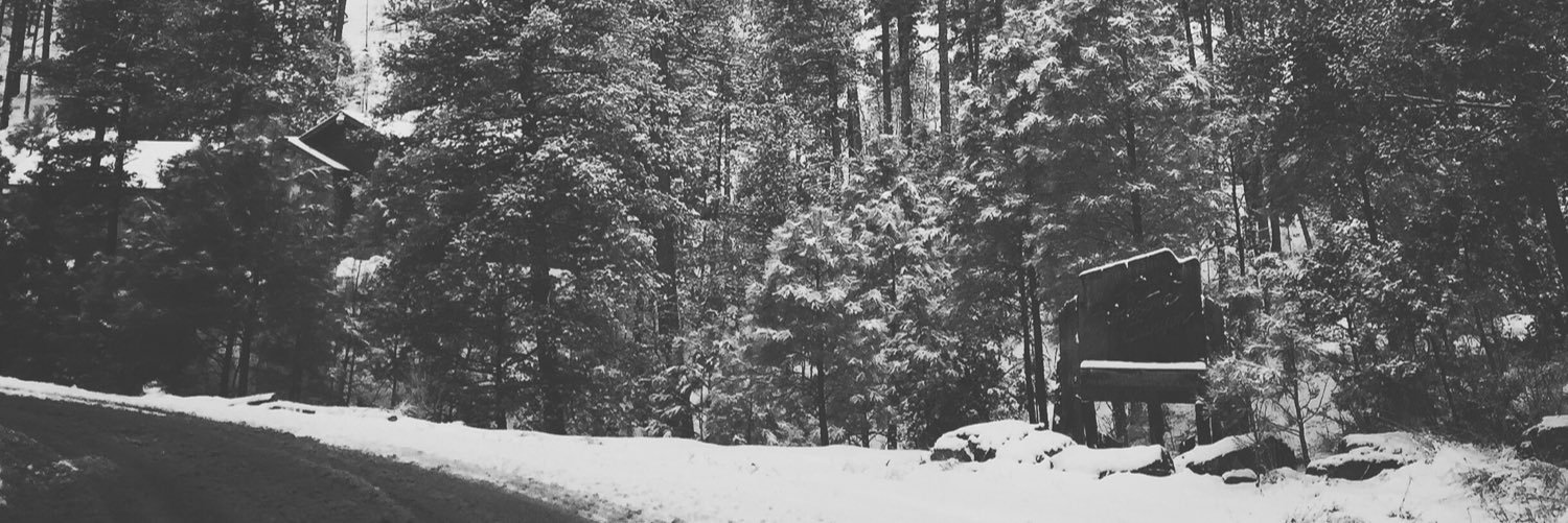 LuisaBaes's profile banner image