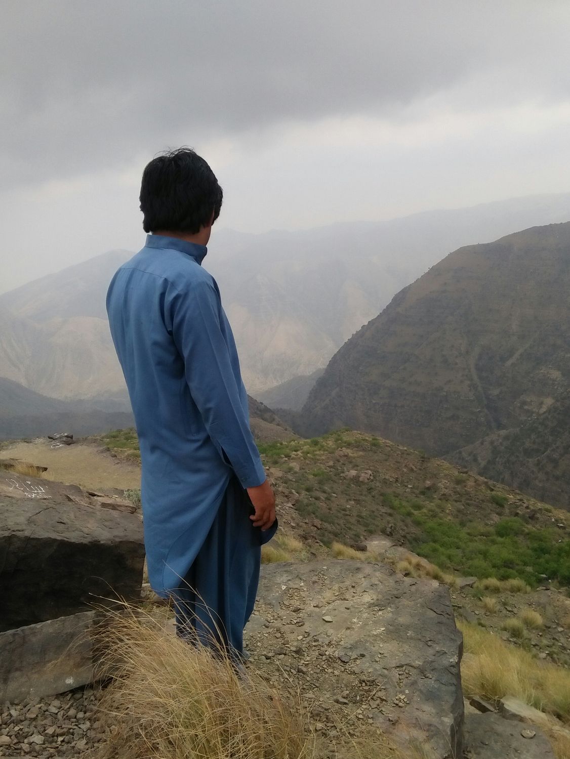 khakisarnews's profile banner image