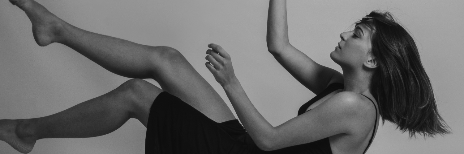 AnnaSantamaria4's profile banner image