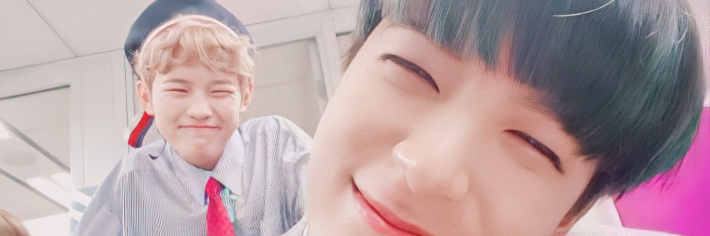 smoochenle's profile banner image