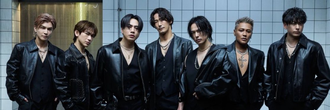 𝙃𝙞𝙣𝙖 🐺🐶🐰 banner