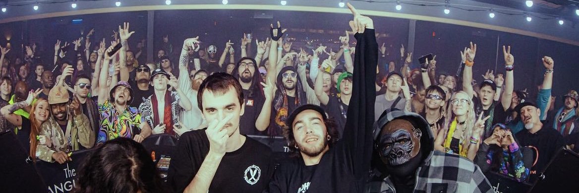 nicolaughss's profile banner image
