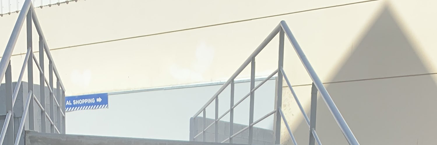 macamilano's profile banner image