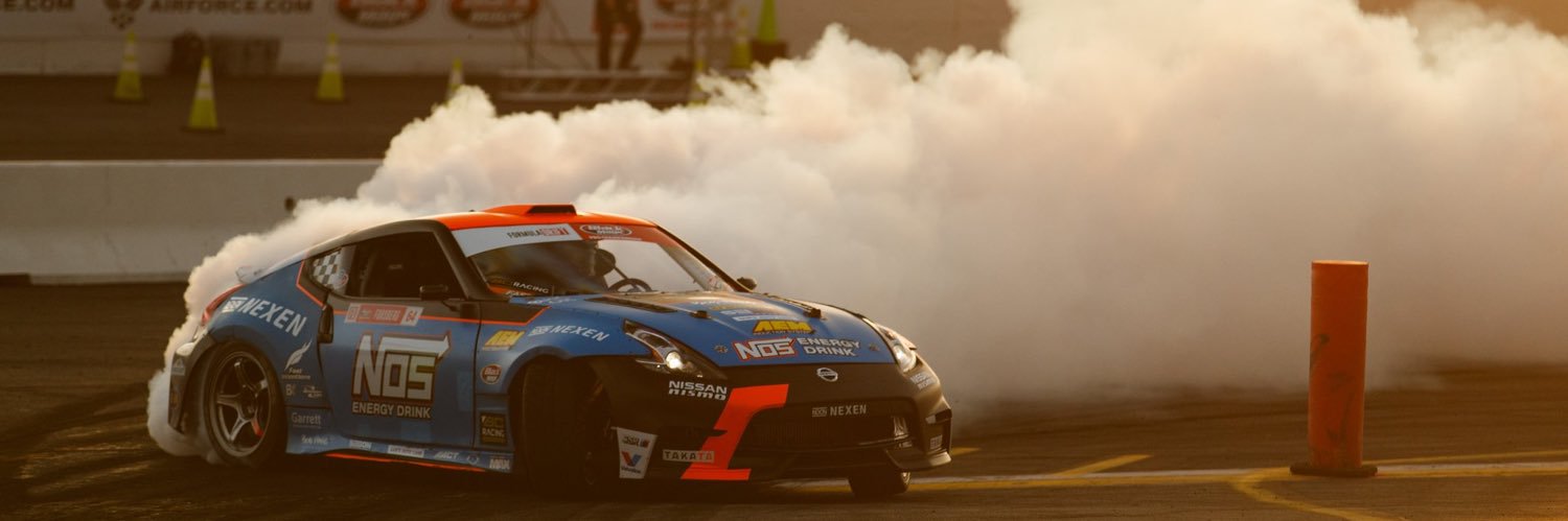 LA_H11's profile banner image