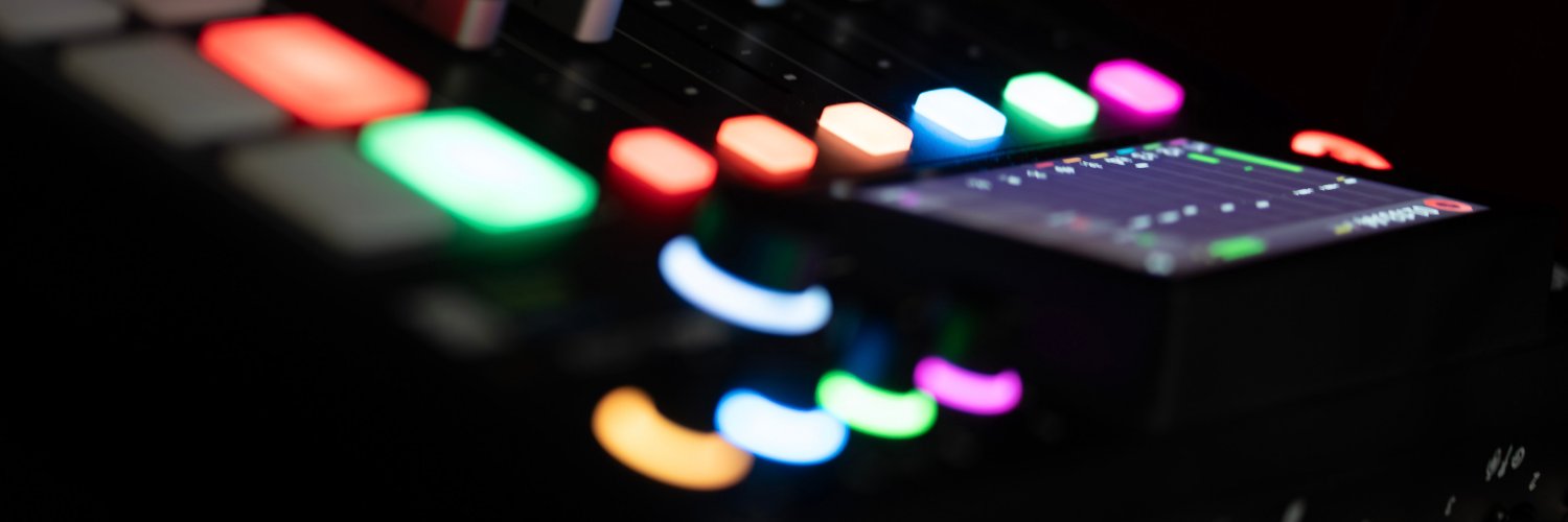 Eove's profile banner image