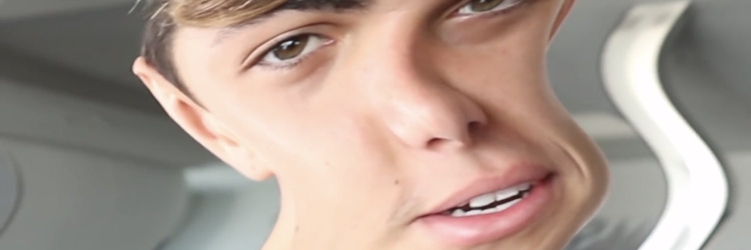 dolan17twins's profile banner image