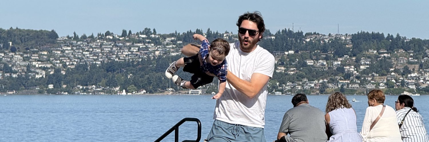 mads 🤍🌷 banner