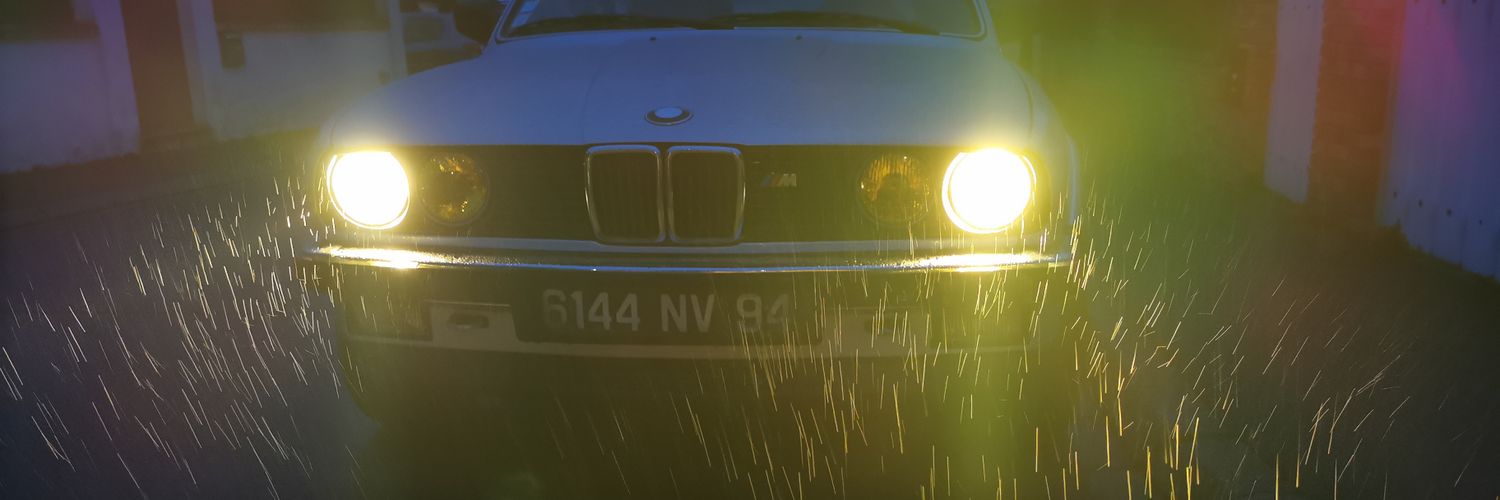 raounlo's profile banner image