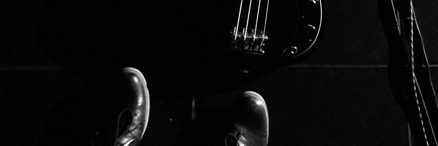 eivitu's profile banner image
