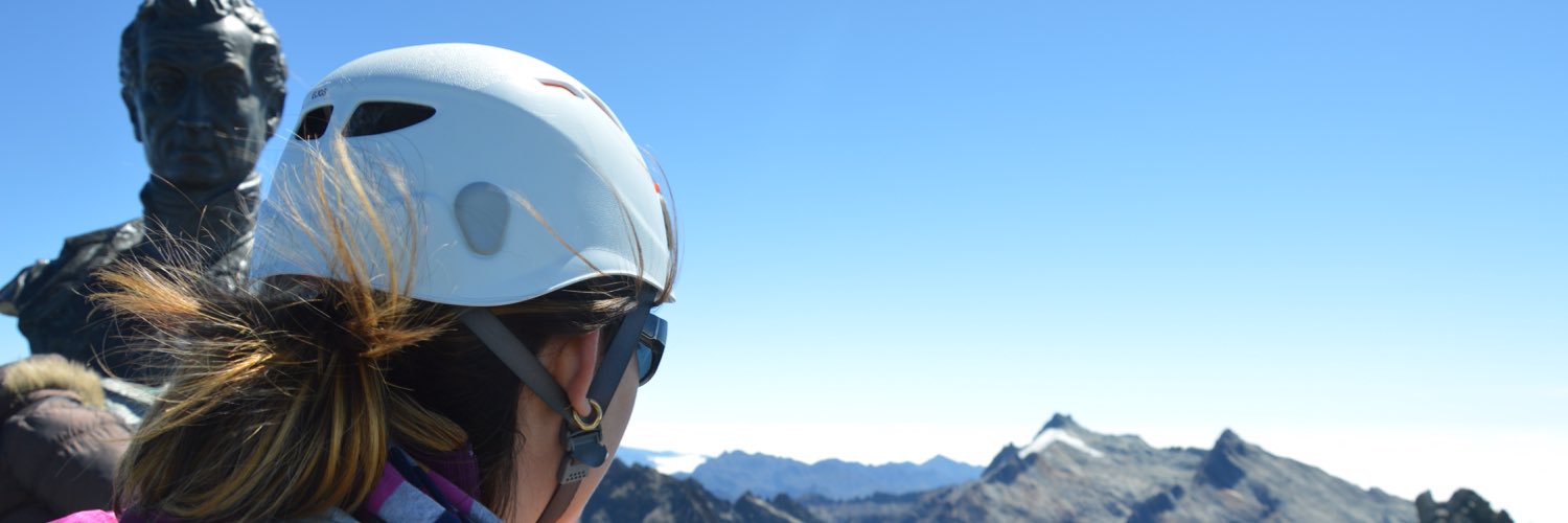 AndreitaBadell's profile banner image