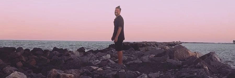oitiocaio's profile banner image