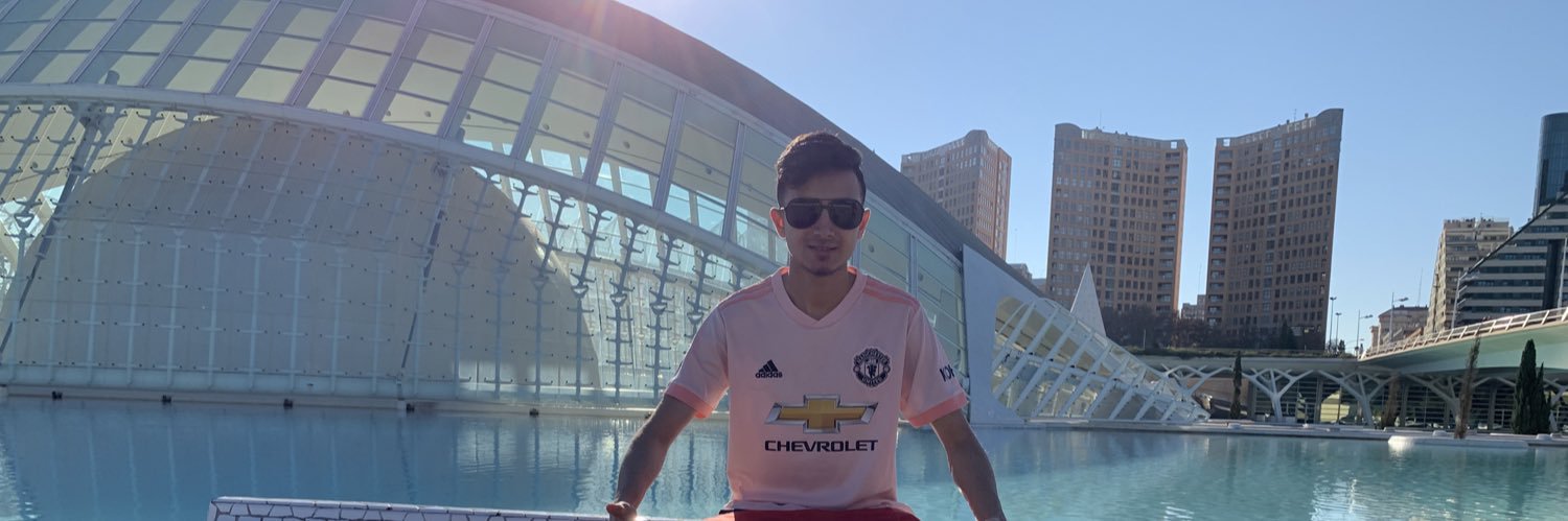 The Dinho Show banner