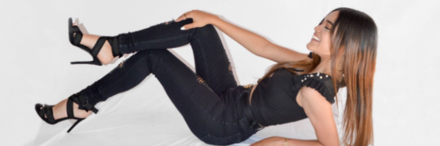 vvrm01's profile banner image