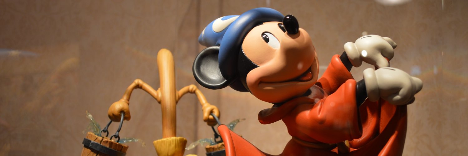 mmmickey1118's profile banner image