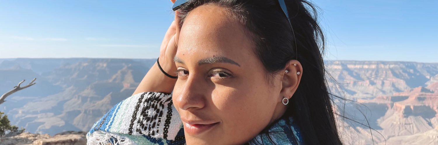 liiny4's profile banner image