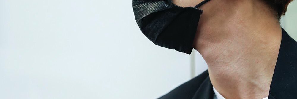 lo_zelo's profile banner image