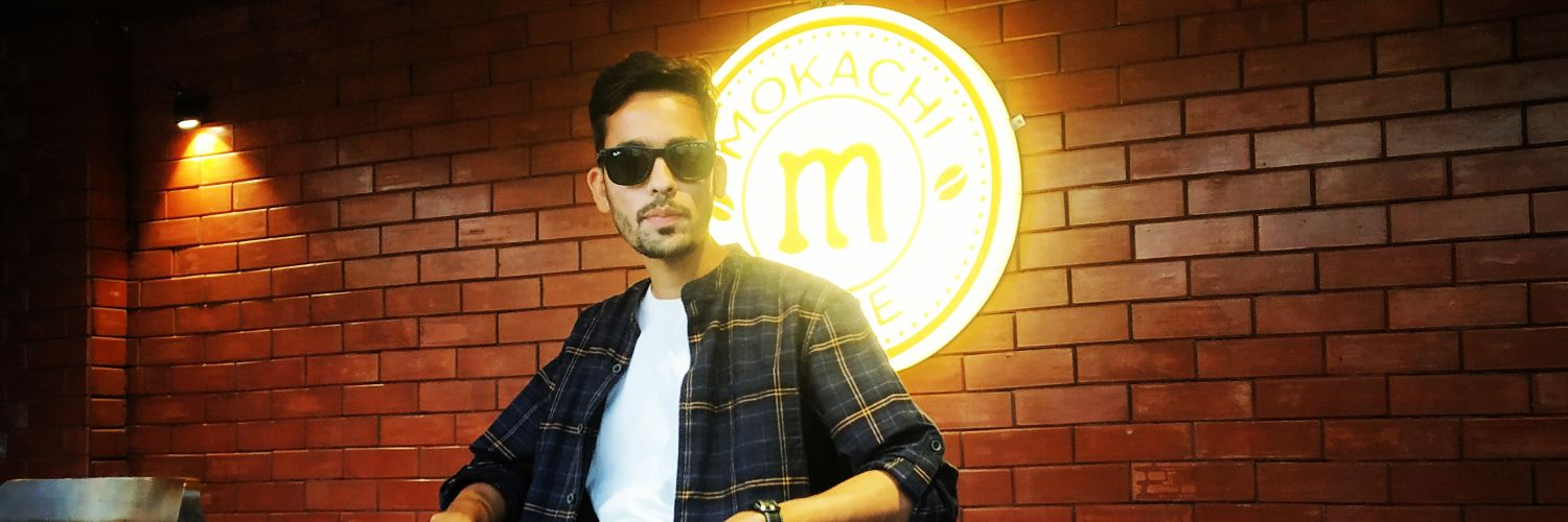 Aamirkitweets's profile banner image