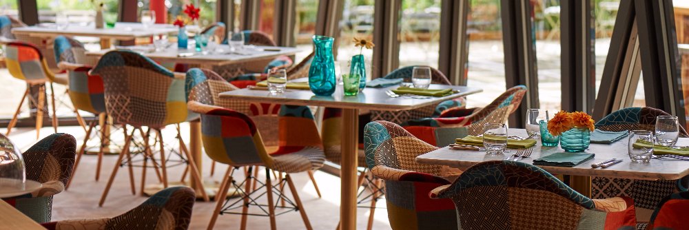 TheWeepingWillowPub banner