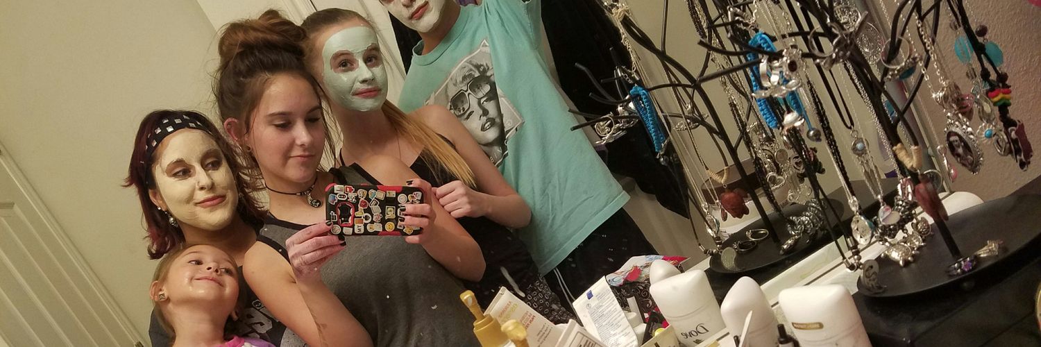 weird_vibes's profile banner image