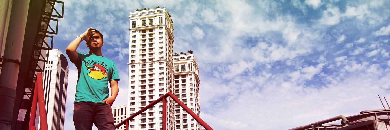 illmie rozlan banner