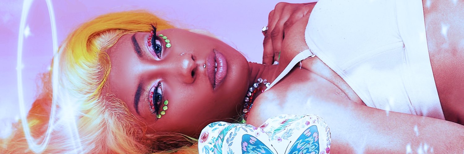 IMNECOLEBITCH's profile banner image