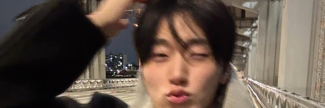 jungraps's profile banner image