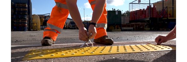 IGroup11 Profile Banner