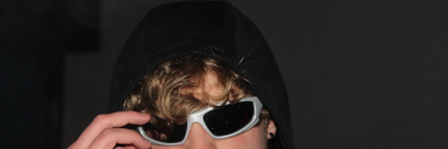 KC Bandeuse de Homme blond, DJ, parisien, gamer banner