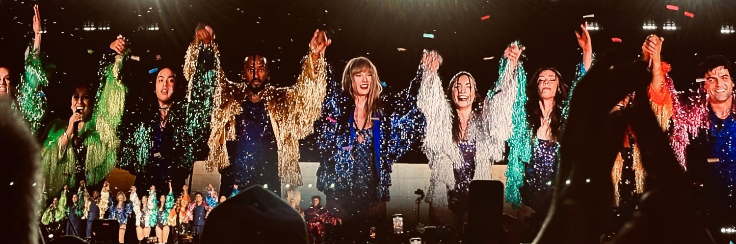 miss magius (the albatross) 🍉 banner