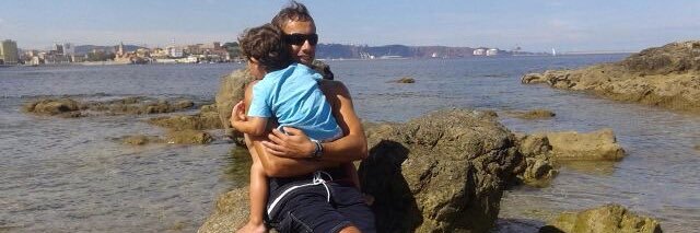 Alberto Fernández banner