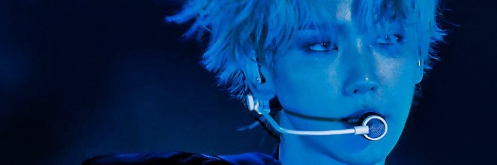 bhundred_ee's profile banner image