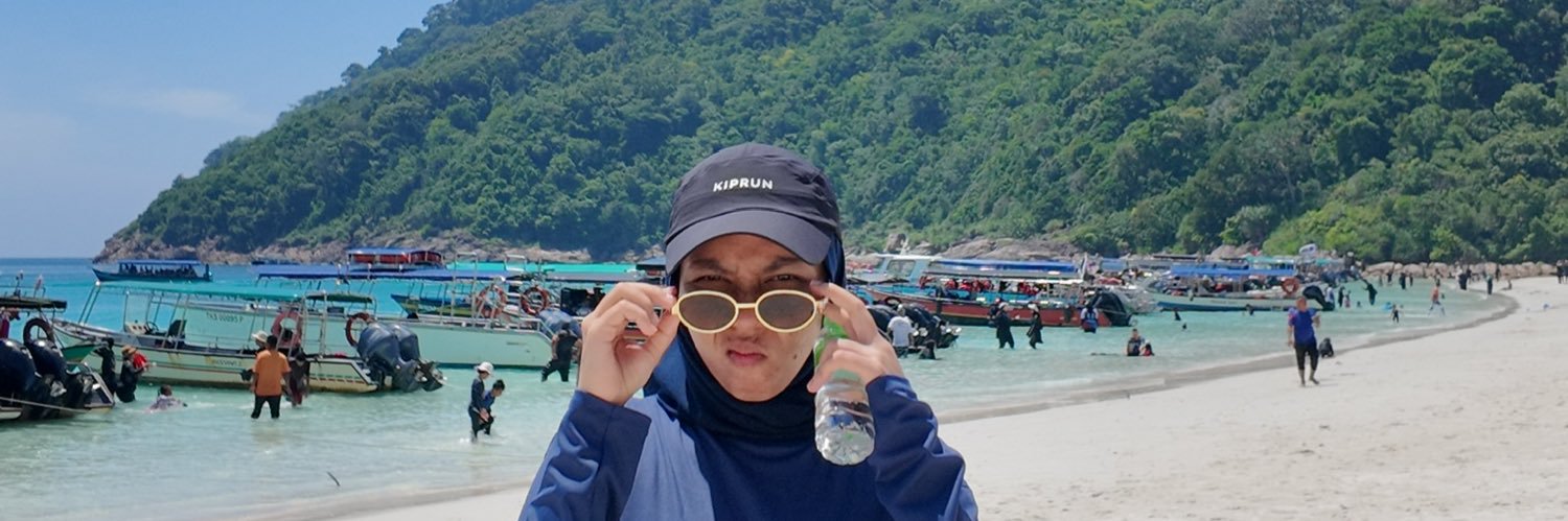 NAAAM_09's profile banner image