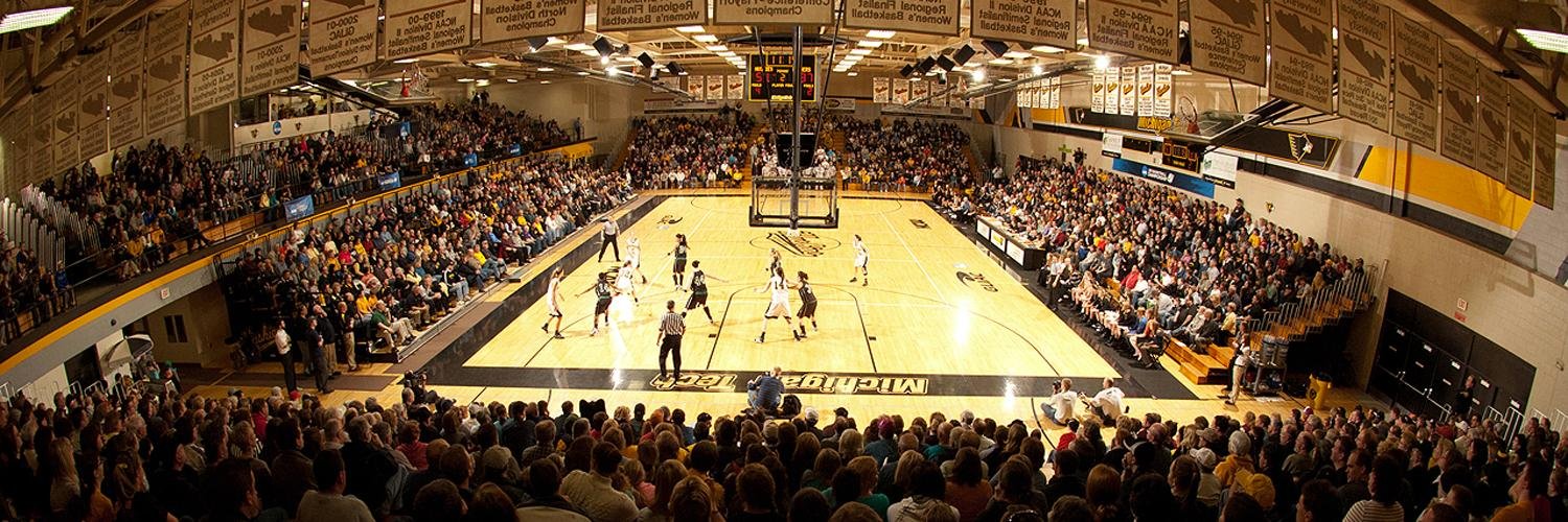 Michigan Tech WBB banner
