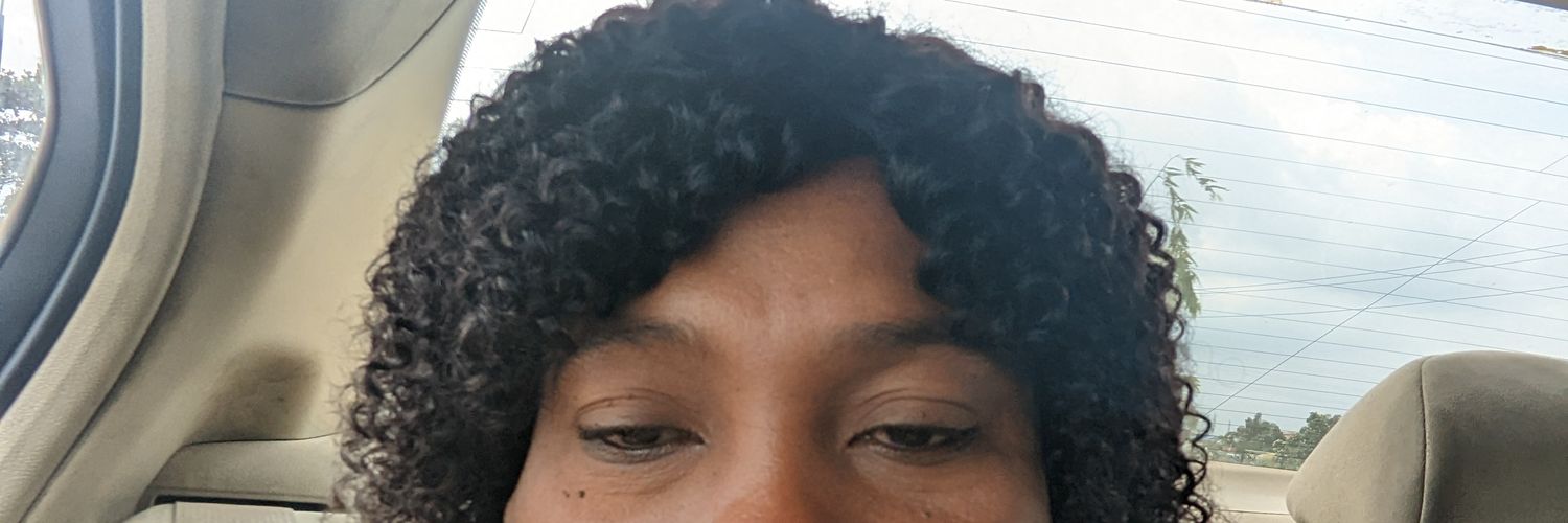 thitipretty's profile banner image