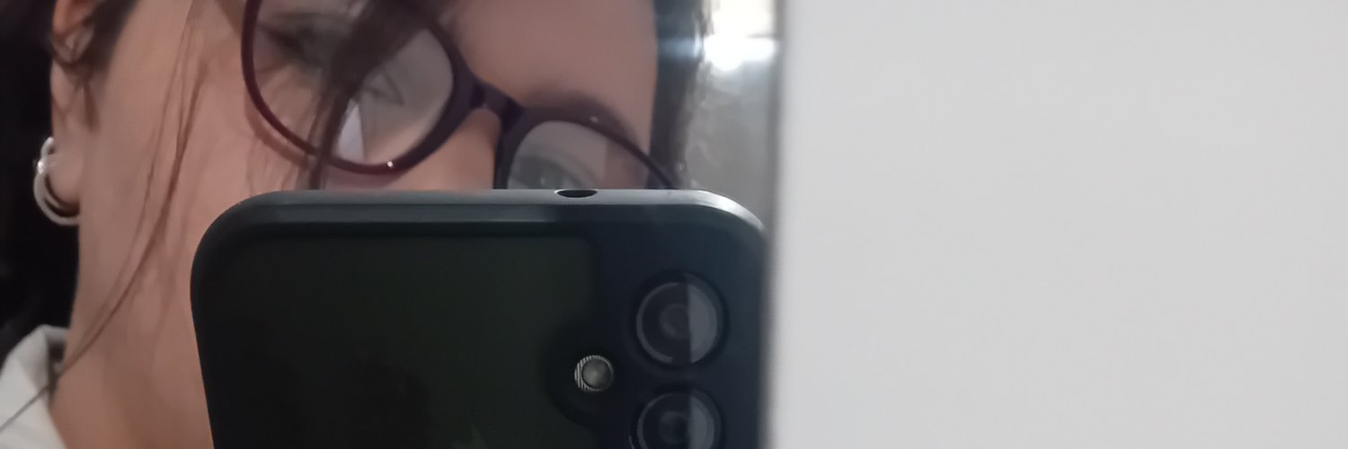 sarareho98's profile banner image