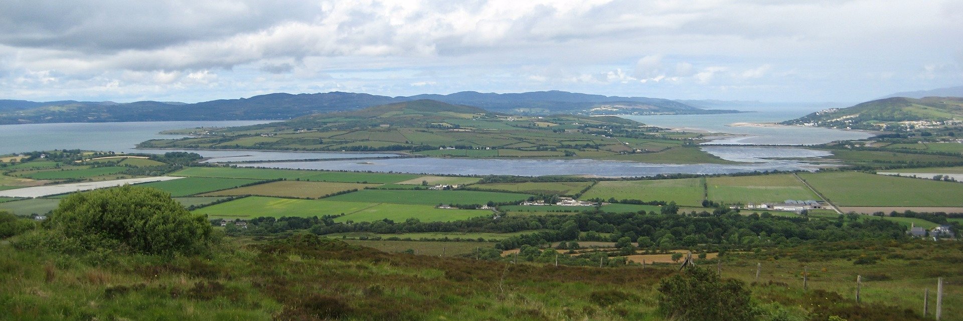 Eamonn Farrell banner