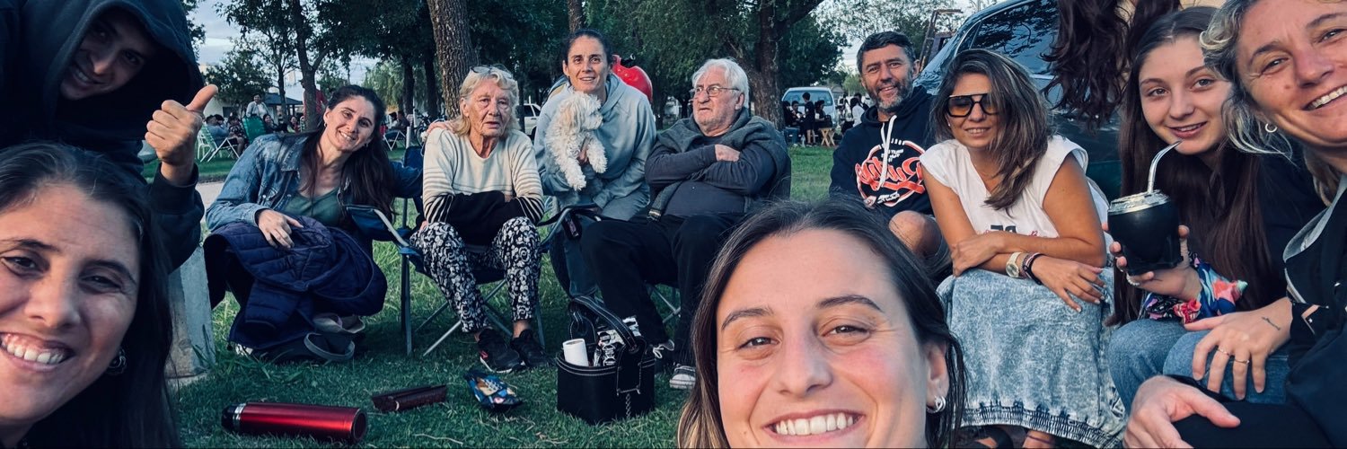 MayraMarinozzi's profile banner image