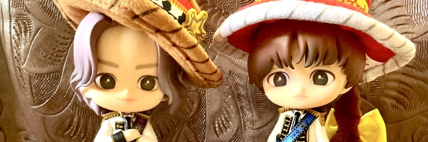 𝕞 banner