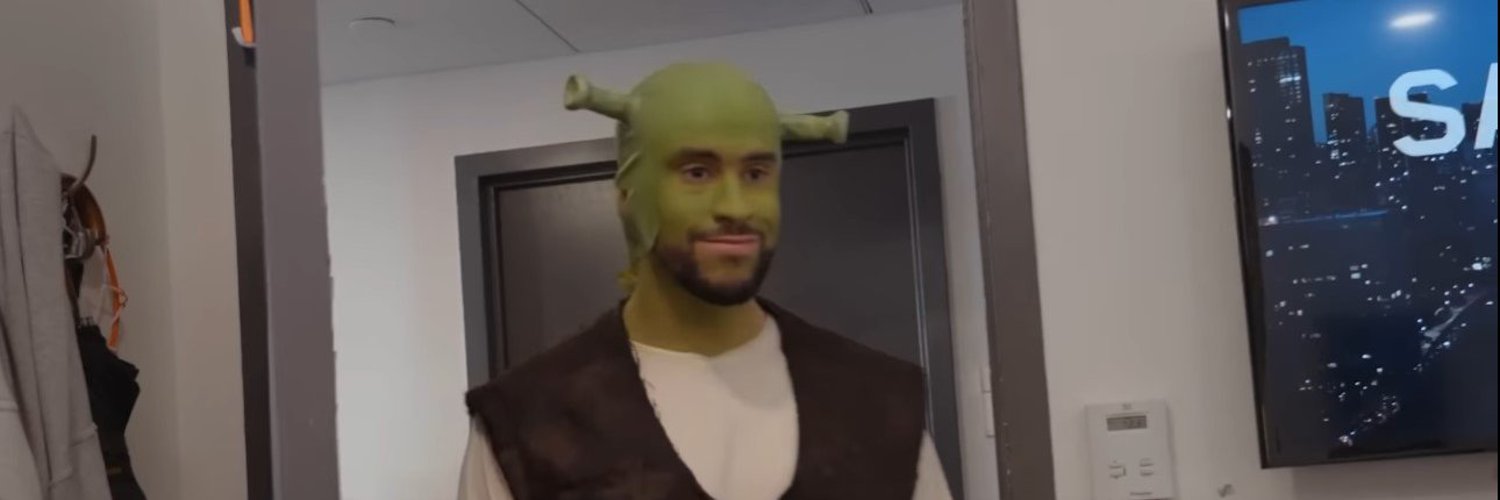 Zachari's profile banner image