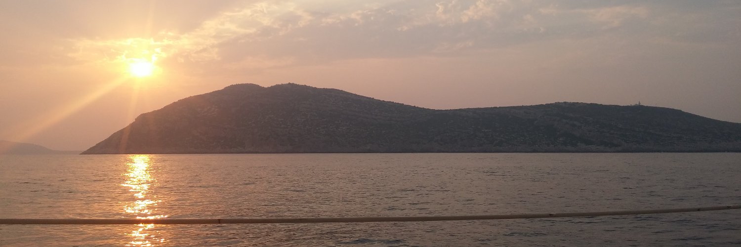 camerisy's profile banner image
