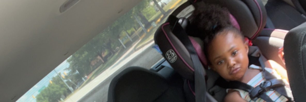 pprettydee's profile banner image