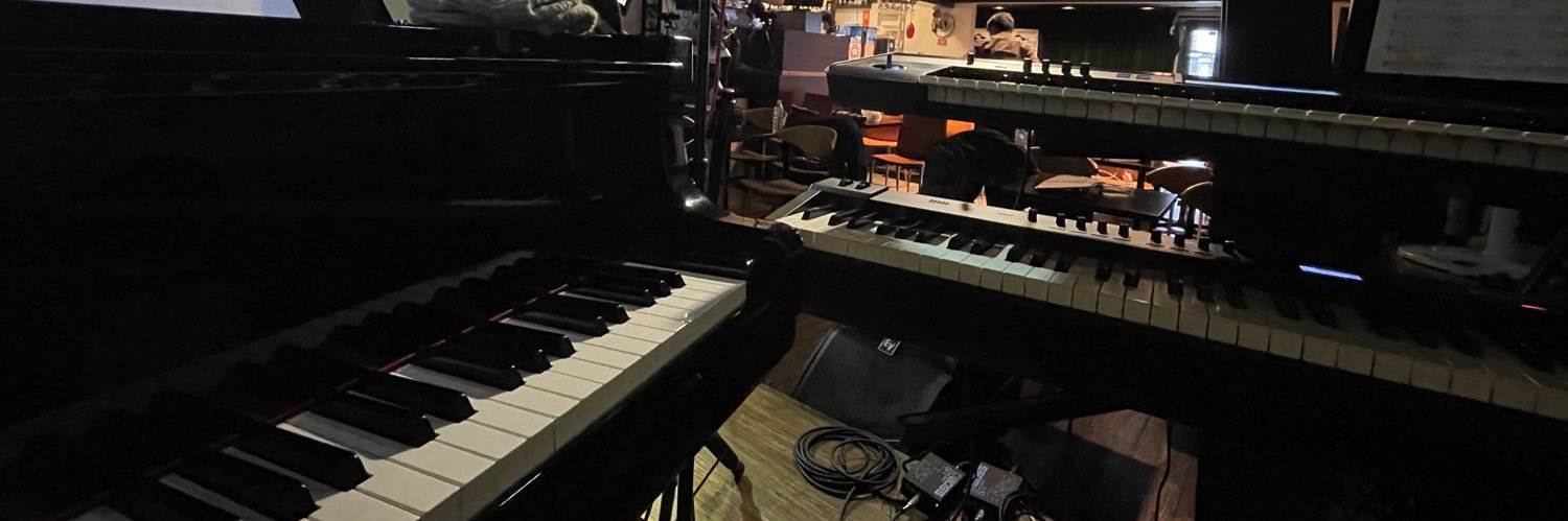 アサコ・ベルウッド🔔🌳 banner