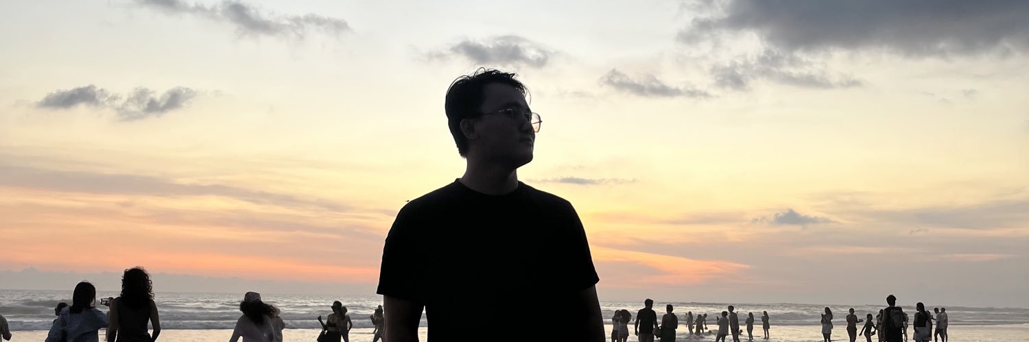 smndyr's profile banner image