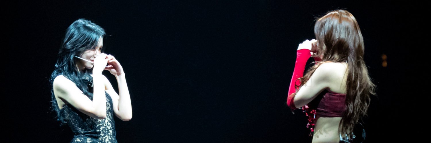 AndreeaCova's profile banner image