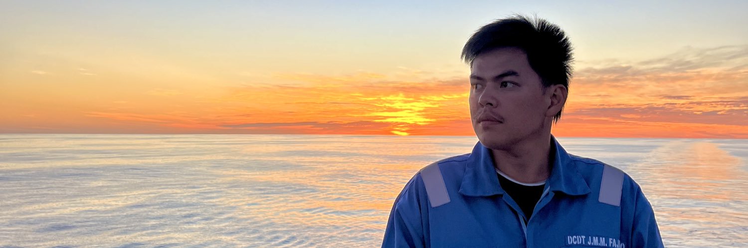emfajardo_'s profile banner image