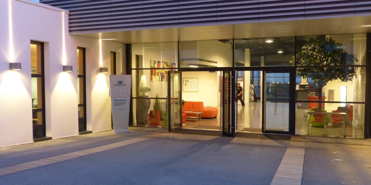 La Com EURECOM banner